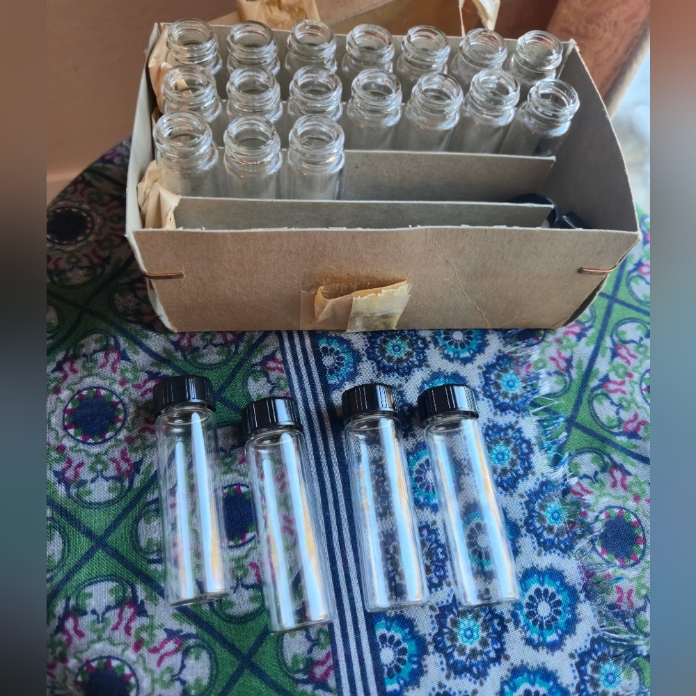 Vintage Clear Glass Vials with Screw Top Lids - 15 mL - SOLD AS SET OF 21